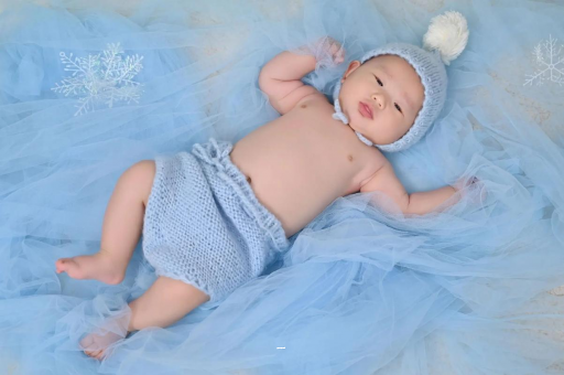 浮梁摸孕妇肚子沾喜气